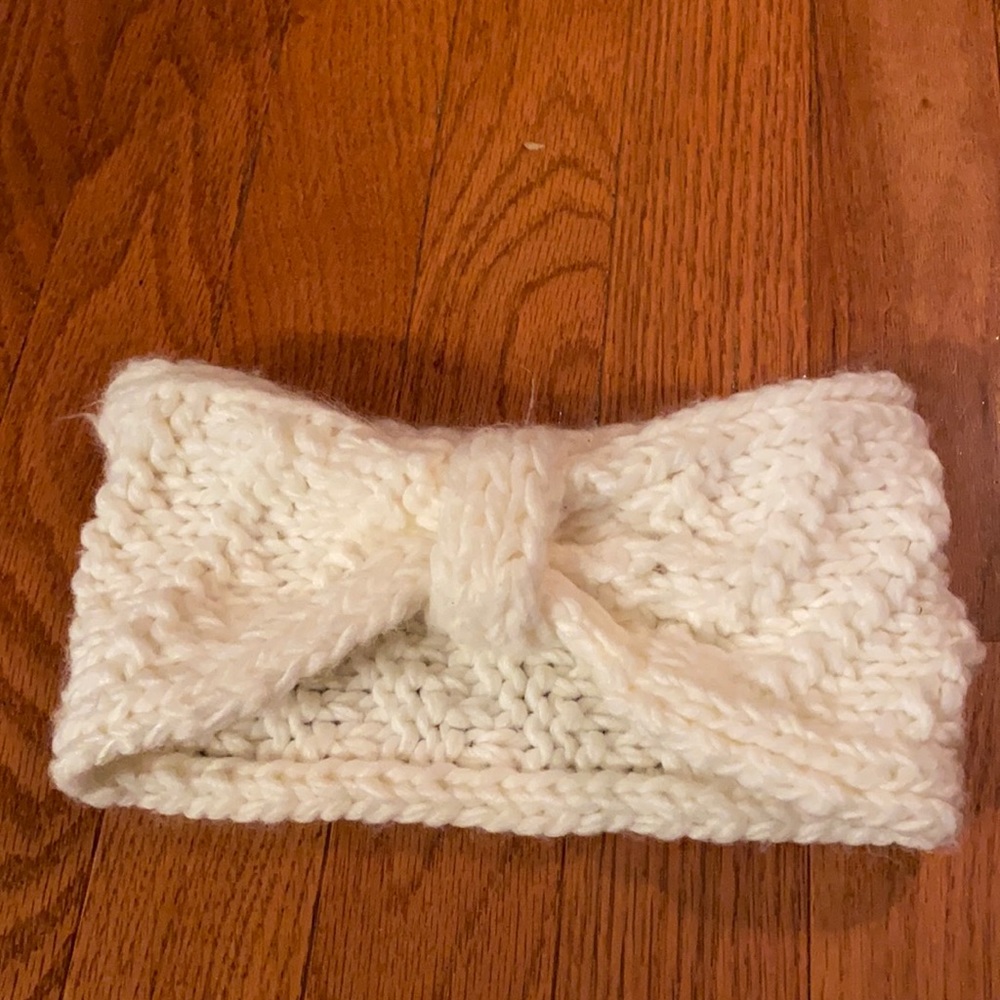 Ear warmer